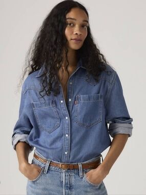 Vintage Levi's Red Tab Denim Jean Shirt M Button Up Long Sleeve Jeans for Women